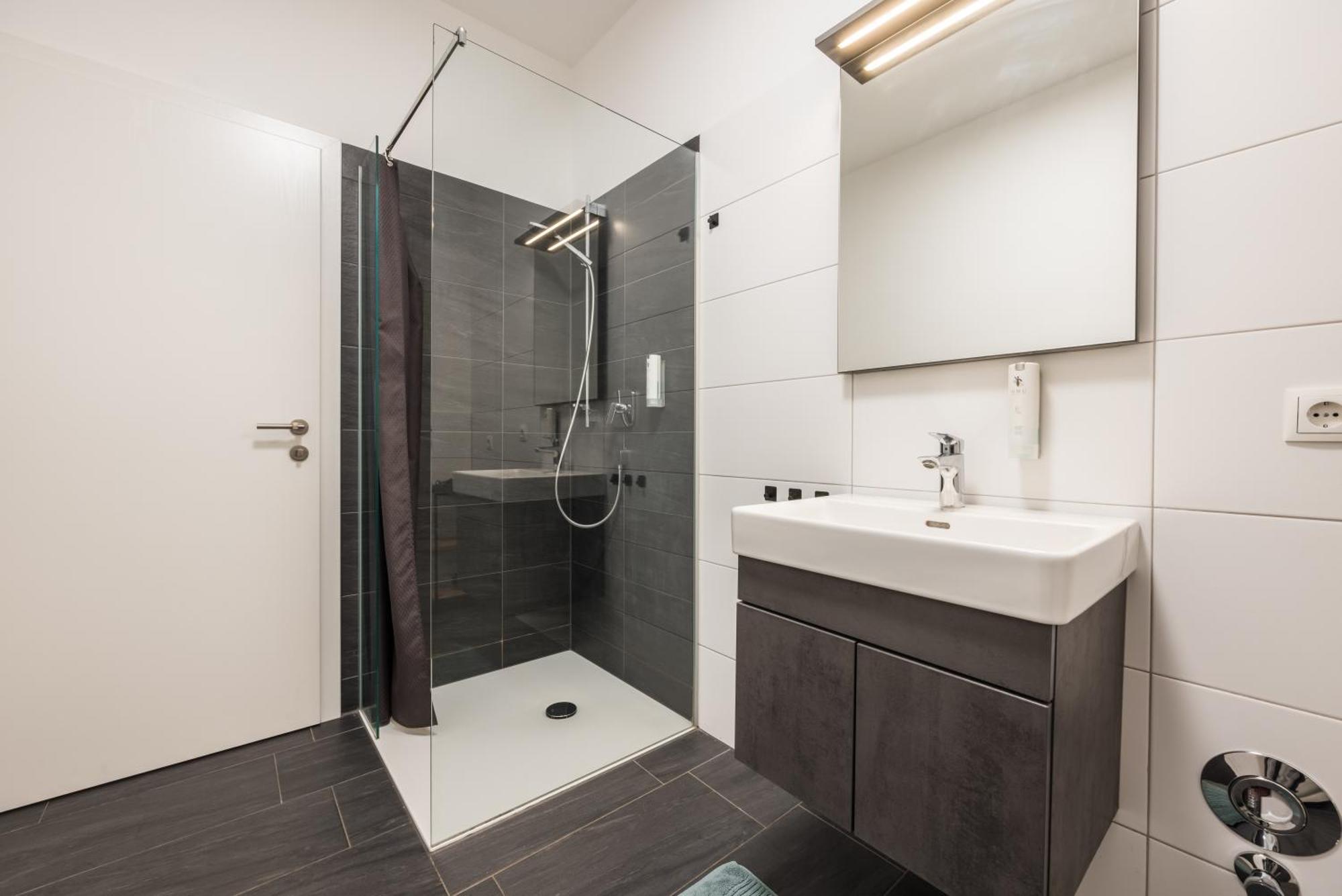 Myquartier Central City Suites 인스브루크 외부 사진